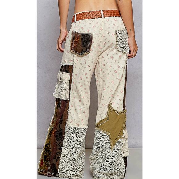 Pol Printed Patchworkm Floral Cream Woven Twill Pants NEW - Picture 3 of 3